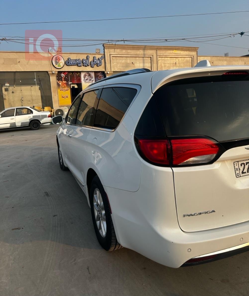 كرايسلر باسيفيكا